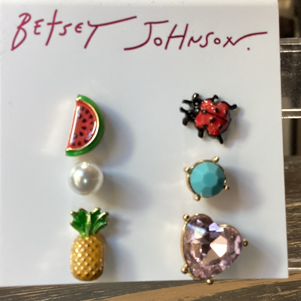 Betsey Johnson Backyard Mismatched Stud Earrings